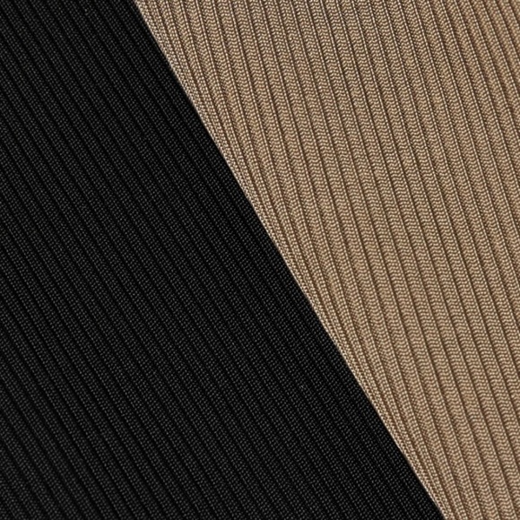 GOLDSIGN Ribbed Two-Tone Bodysuit - Picture 4 of 12